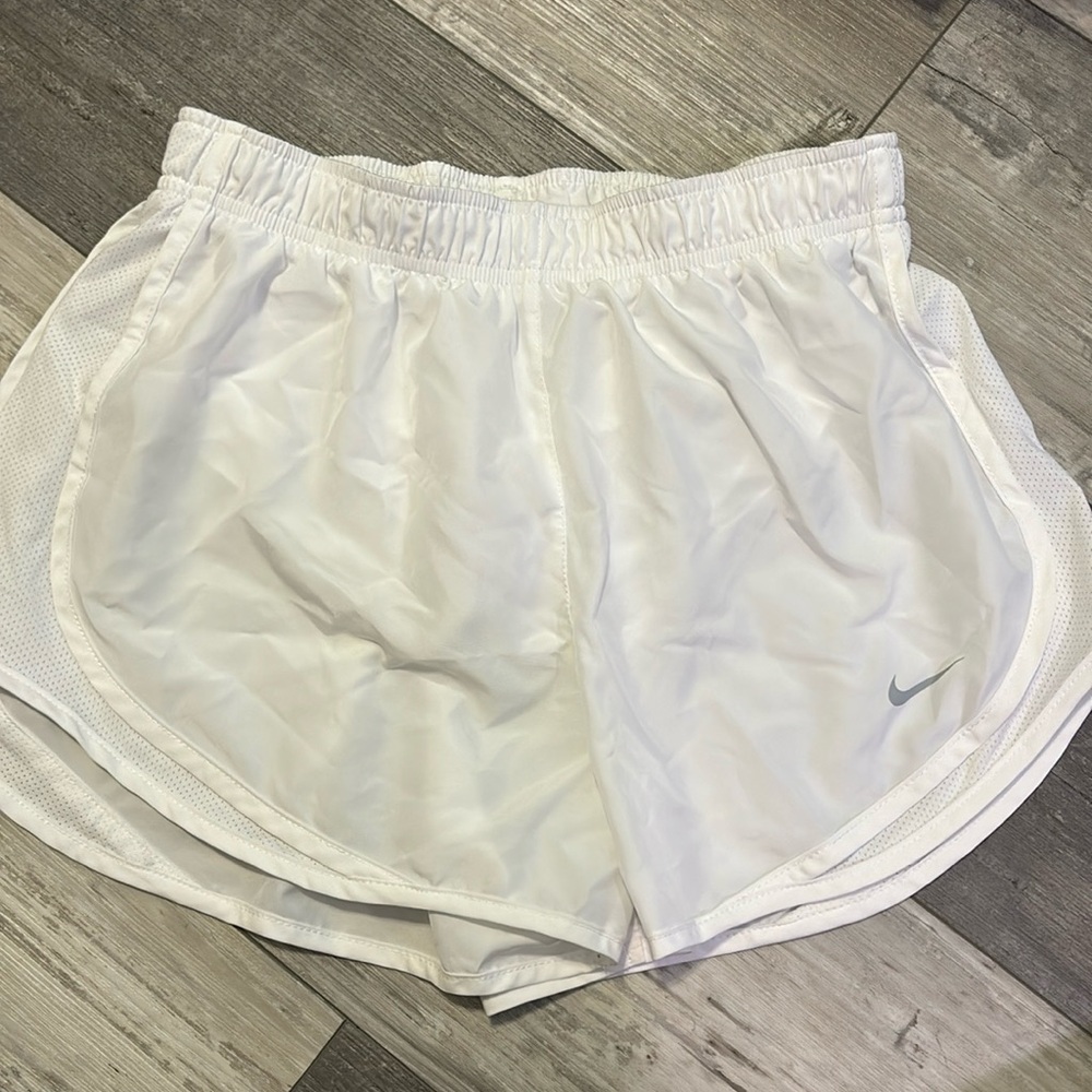 Nike Tempo Running Shorts in White
